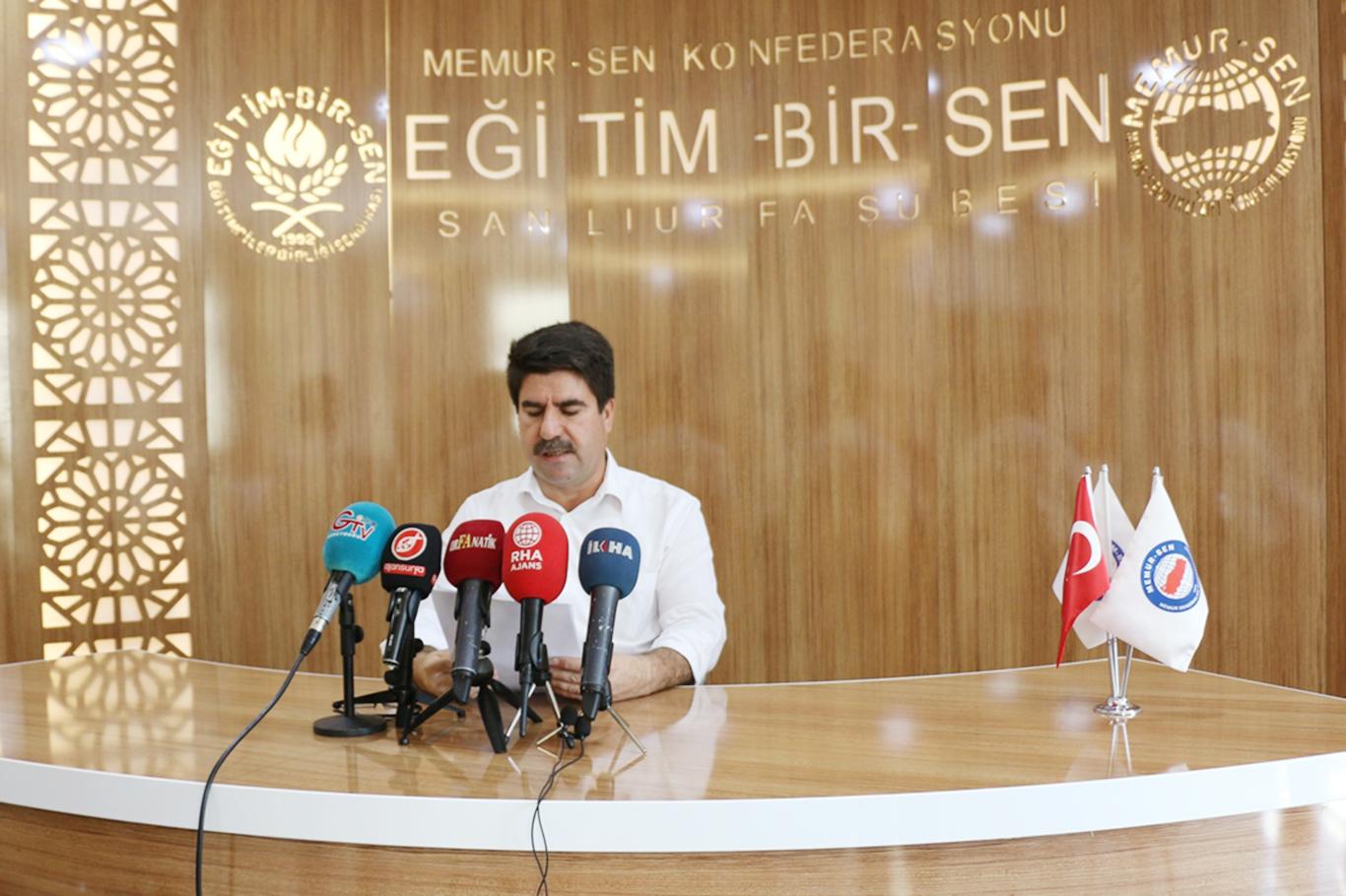 "Ücretli öğretmenlik ayıbına bir an evvel son verilmelidir" "Ücretli öğretmenlik ayıbına bir an evvel son verilmelidir"